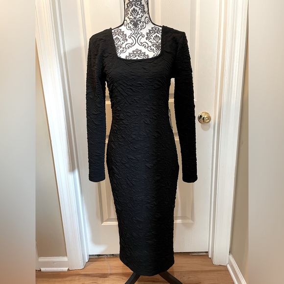 Justify Dresses & Skirts - Justify Long Fitted Textured Black Dress large NWT